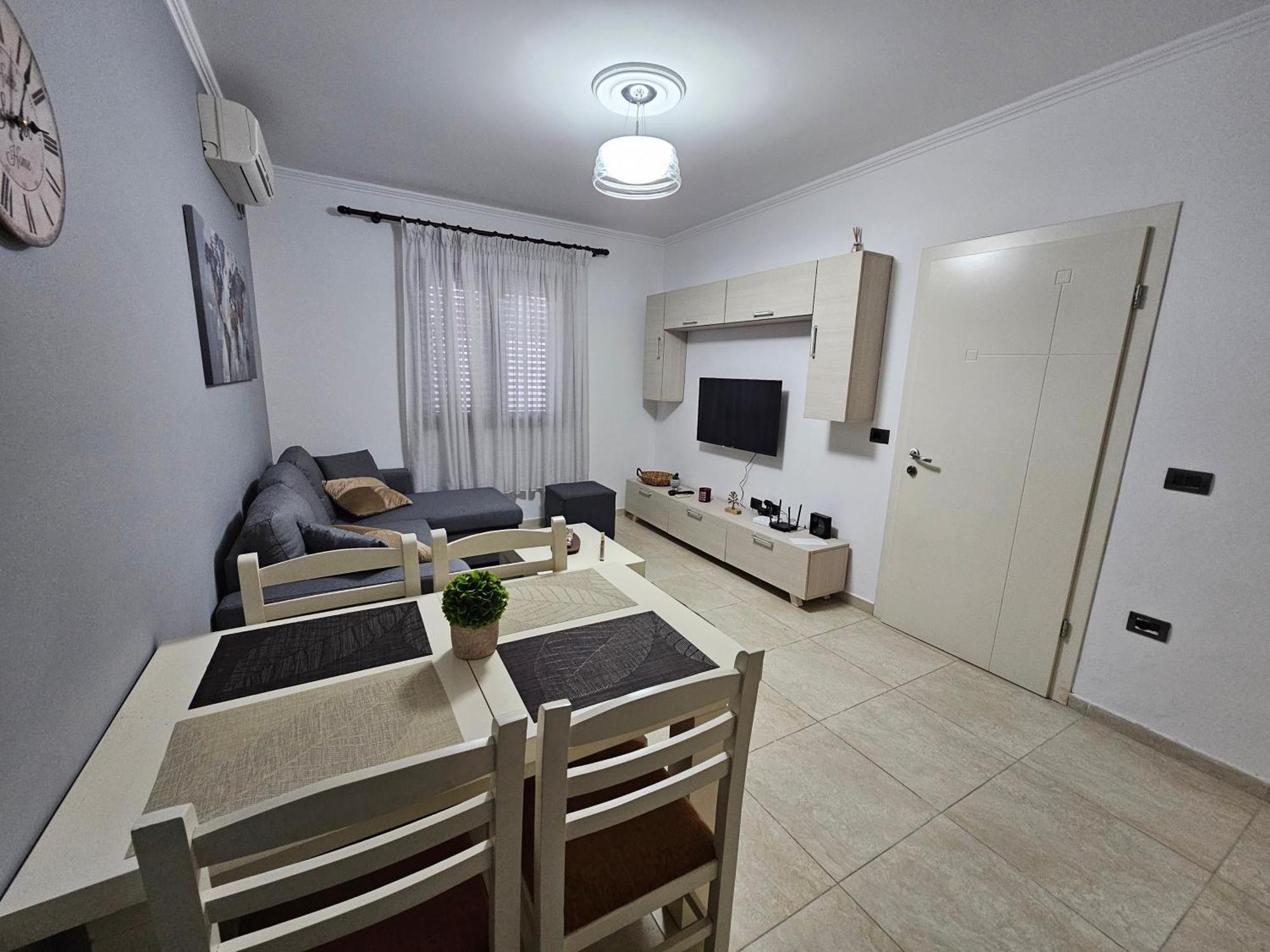 Апартаменты Wanderlust Tirana 2 Экстерьер фото