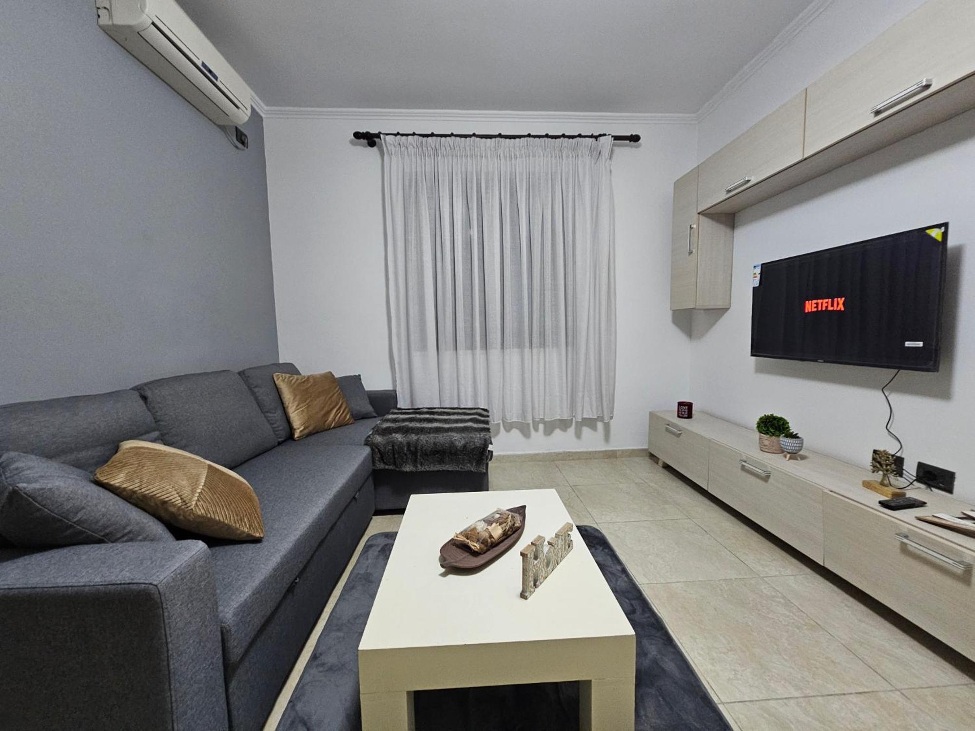Апартаменты Wanderlust Tirana 2 Экстерьер фото